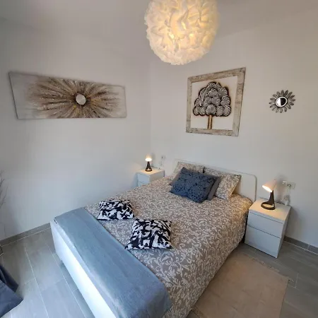 Nyaraló New Europa 2 *